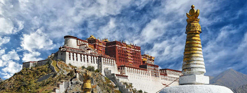 Everest Trek with Monasteries and Sherpa Culture